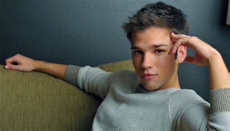 nathan kress nudes|nathan kress nude pics Porn Pics & Naked Photos